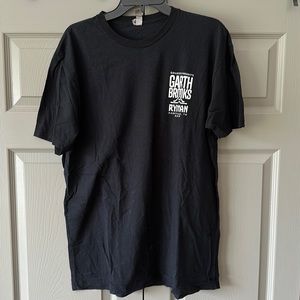 Garth Books live at the Ryman T-shirt size XL